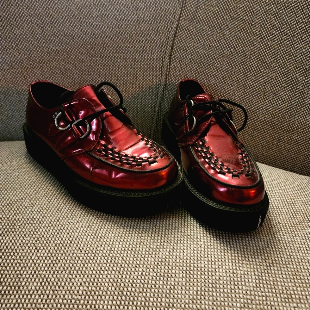 Metallic Red TUK creepers Size 7